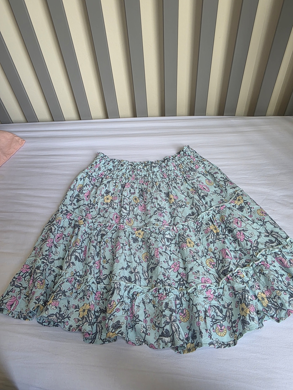 Wallflower Floral Blue Yellow Pink Tiered A-Line Skirt  Accents Size Medium NWT
